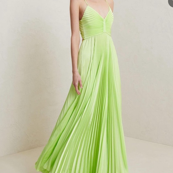 alc stain gown - Picture 1 of 2